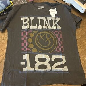NWT Blink 182 Band Tshirt